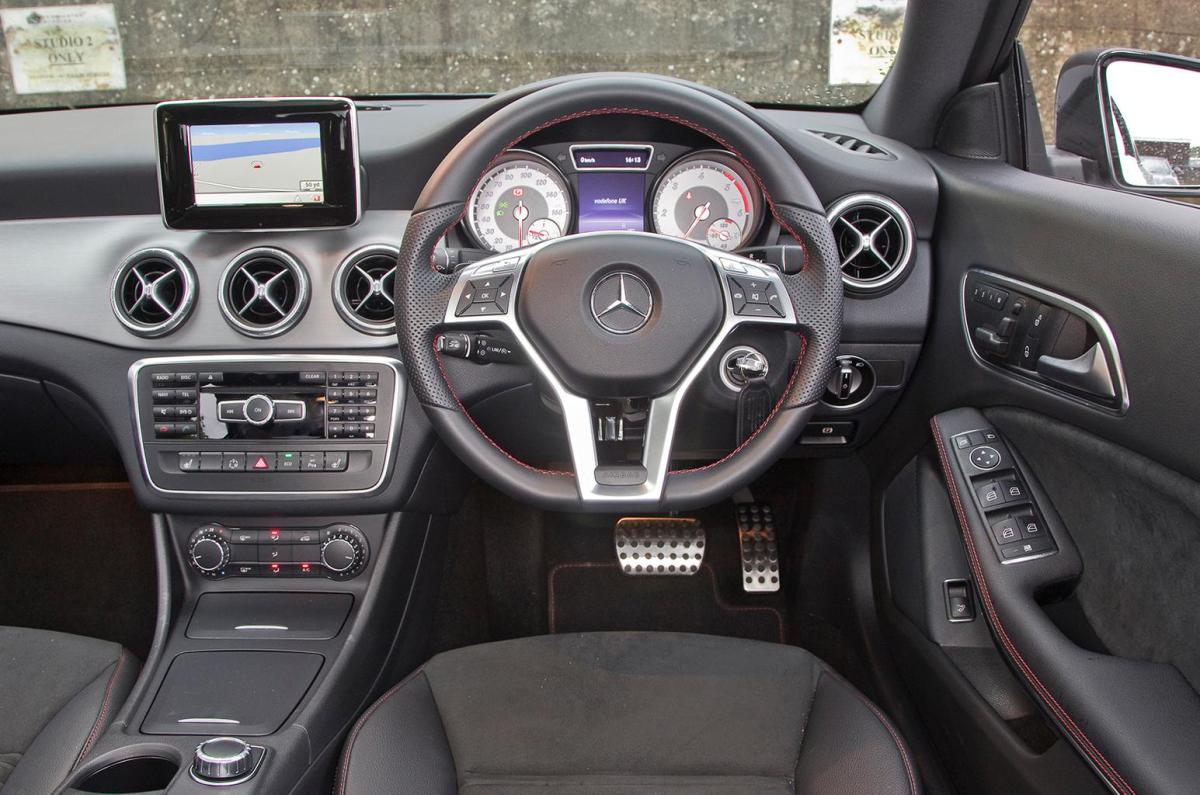 Used Mercedes-Benz CLA 2013-2019 dash