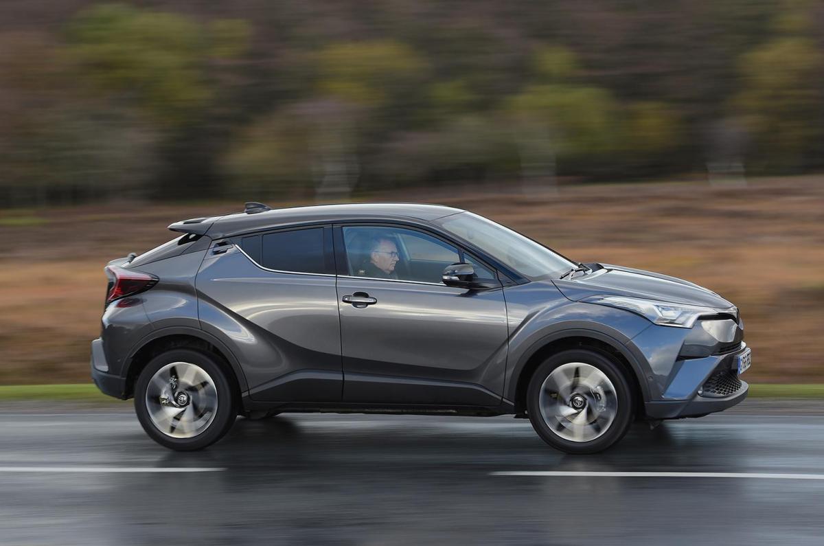 Used Toyota C-HR 2016-2023 side