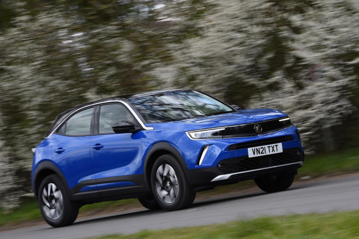 Used Vauxhall Mokka 2021-present right tracking