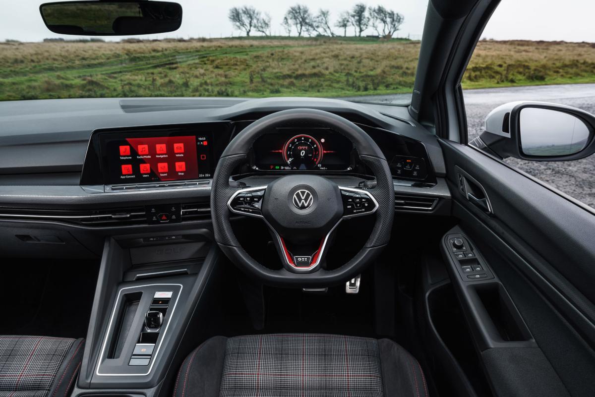 Used Volkswagen Golf GTI 2020-present Dashboard