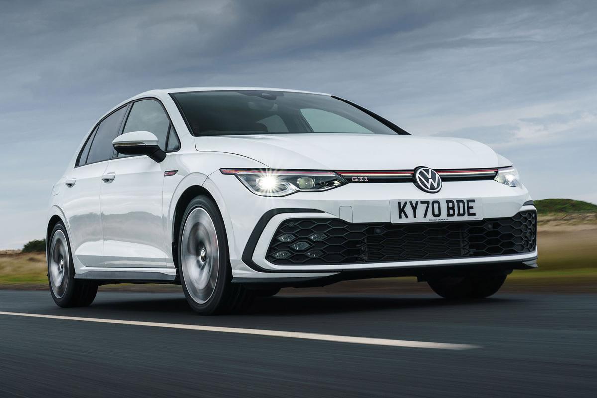 Used Volkswagen Golf GTI 2020-present Front 3/4 tracking