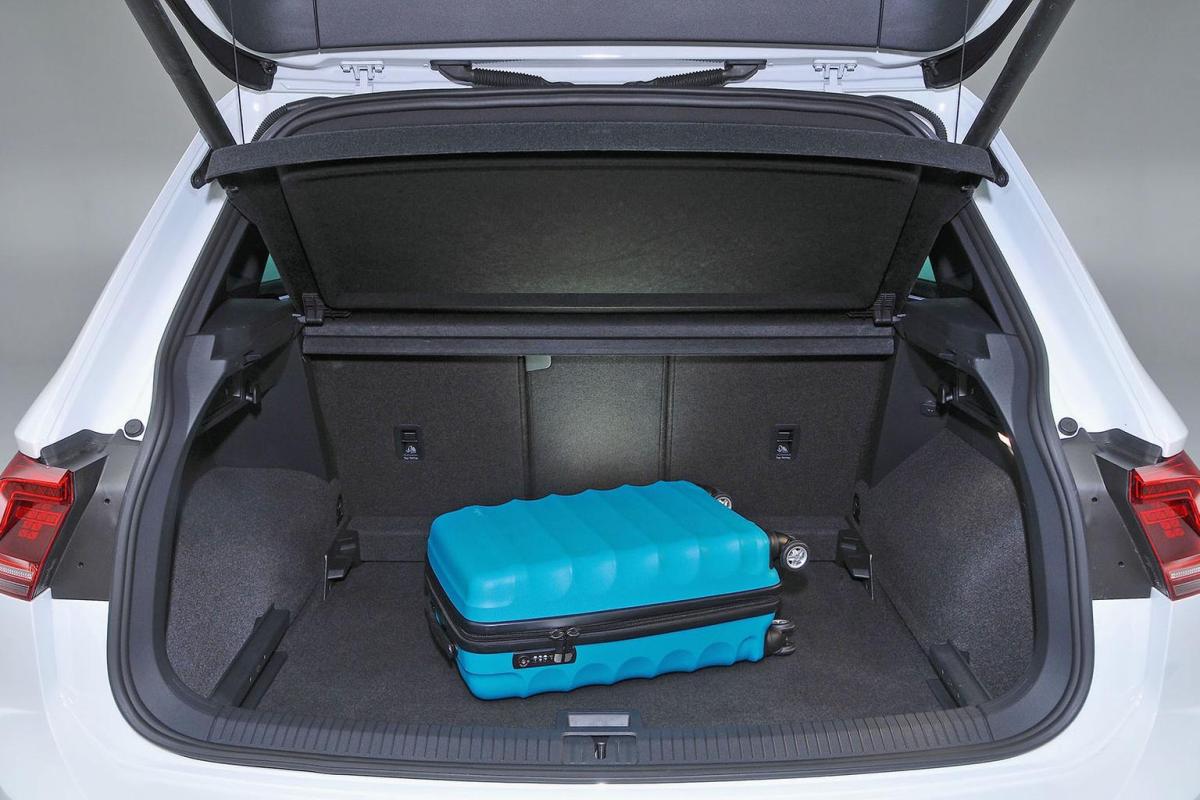 Used Volkswagen Tiguan 16-24 boot