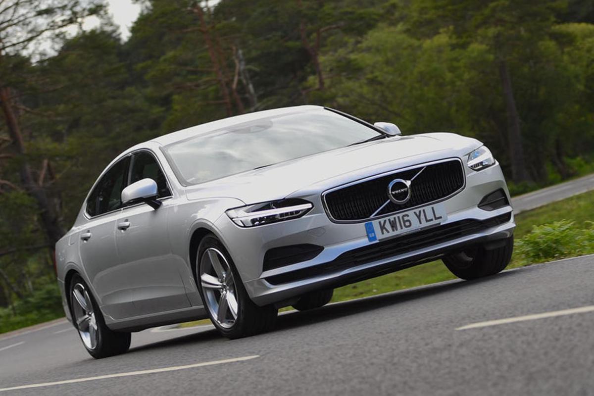 Used Volvo S90 2016-2023 front three quarters