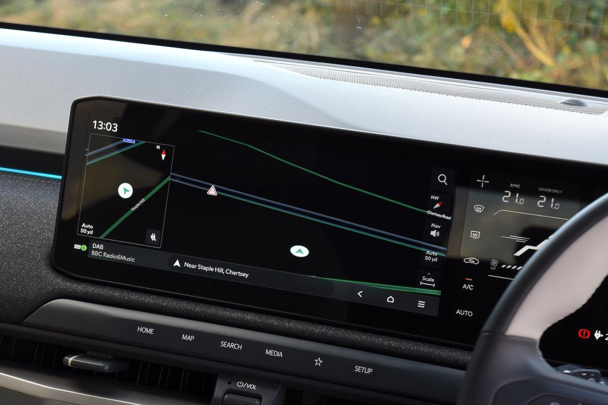 Used Kia EV3 2025-present touchscreen infotainment