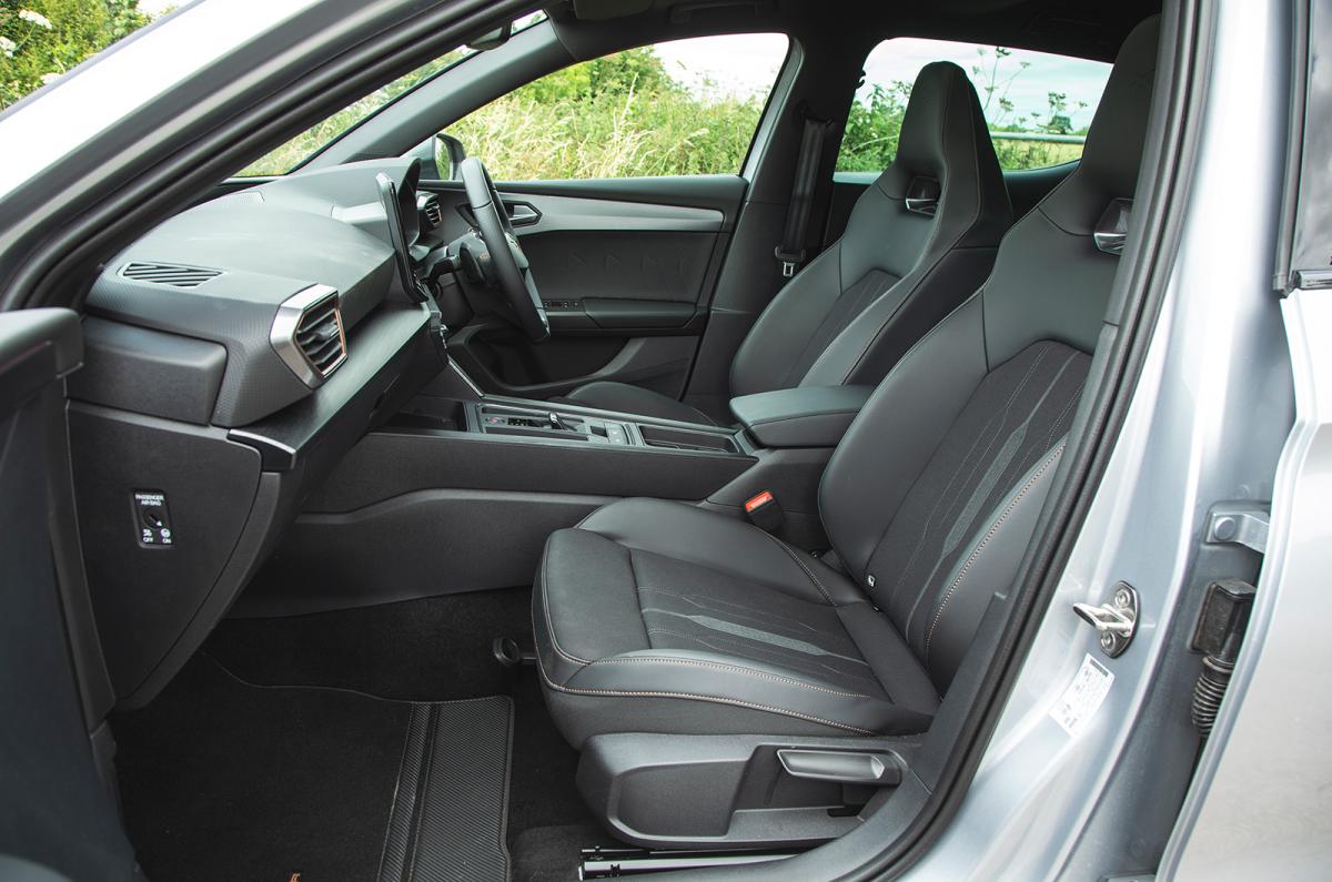 Used Cupra Leon 2020-present front seats