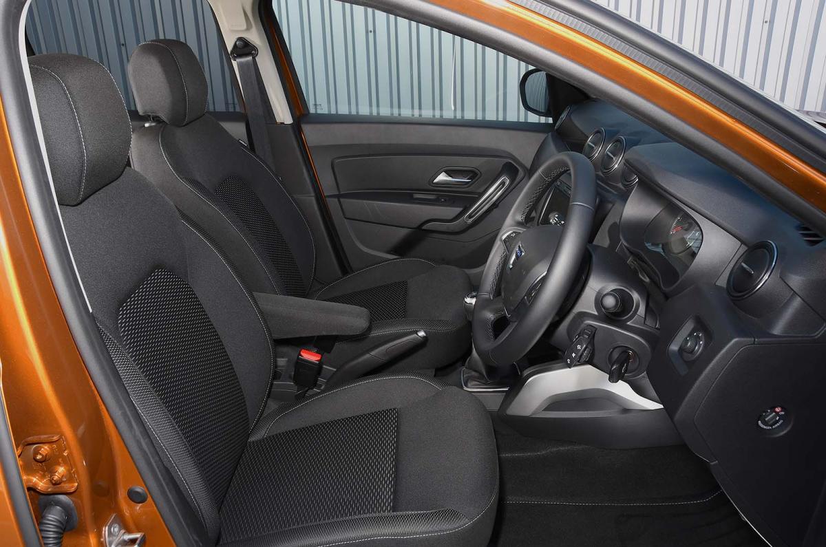 Used Dacia Duster 2018-2024 front seats