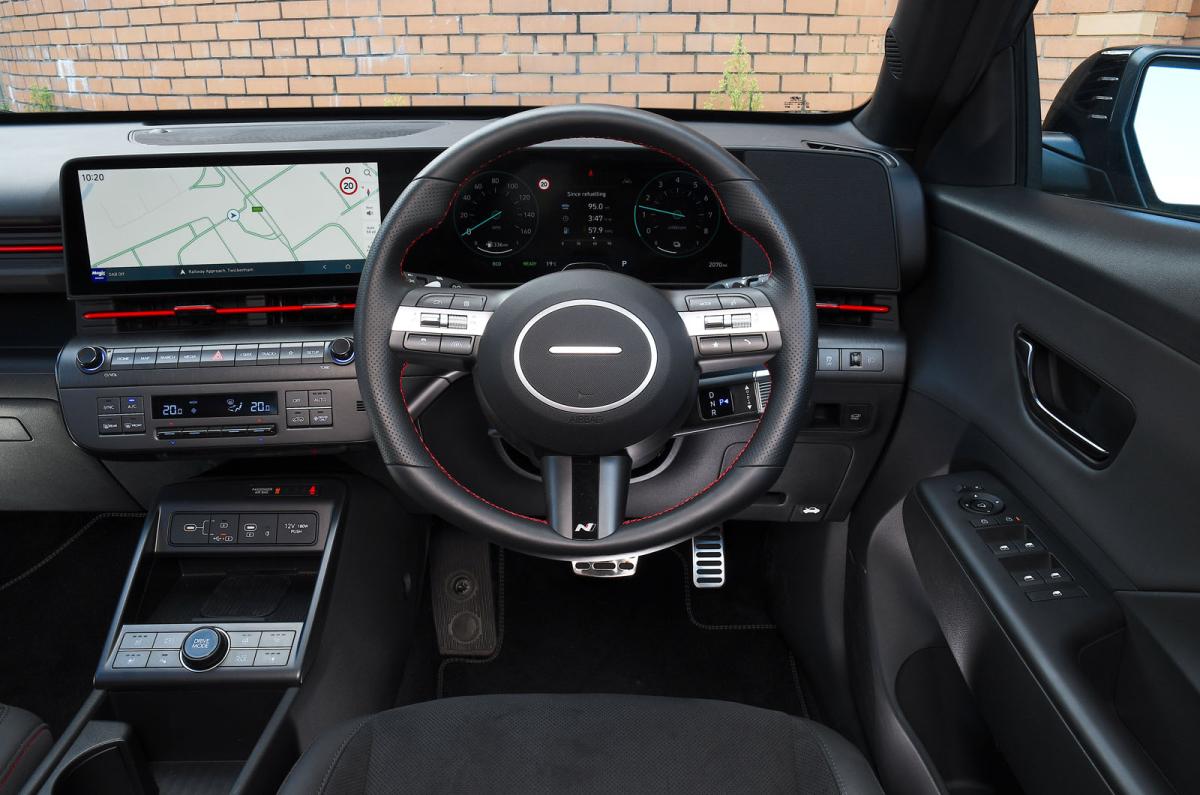 Used Hyundai Kona 2023-present interior dashboard