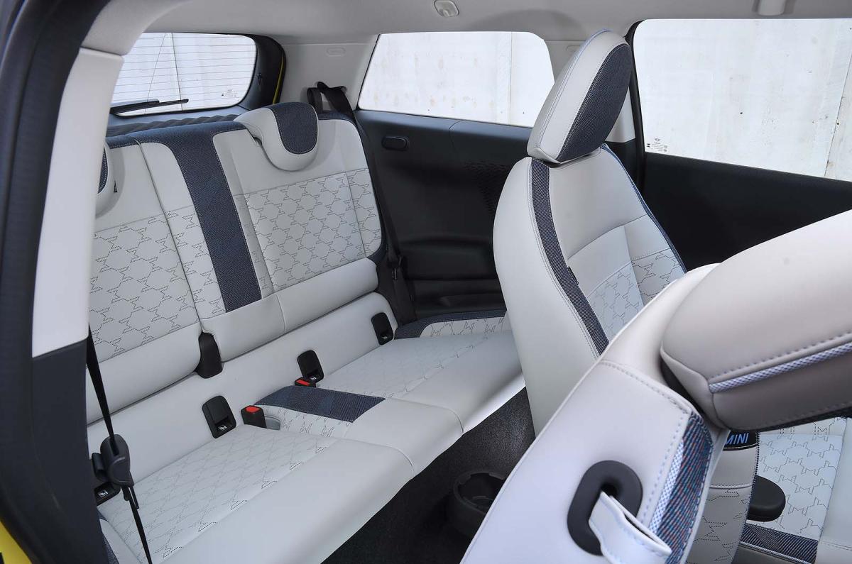 Used Mini Cooper Electric 2024-present back seats