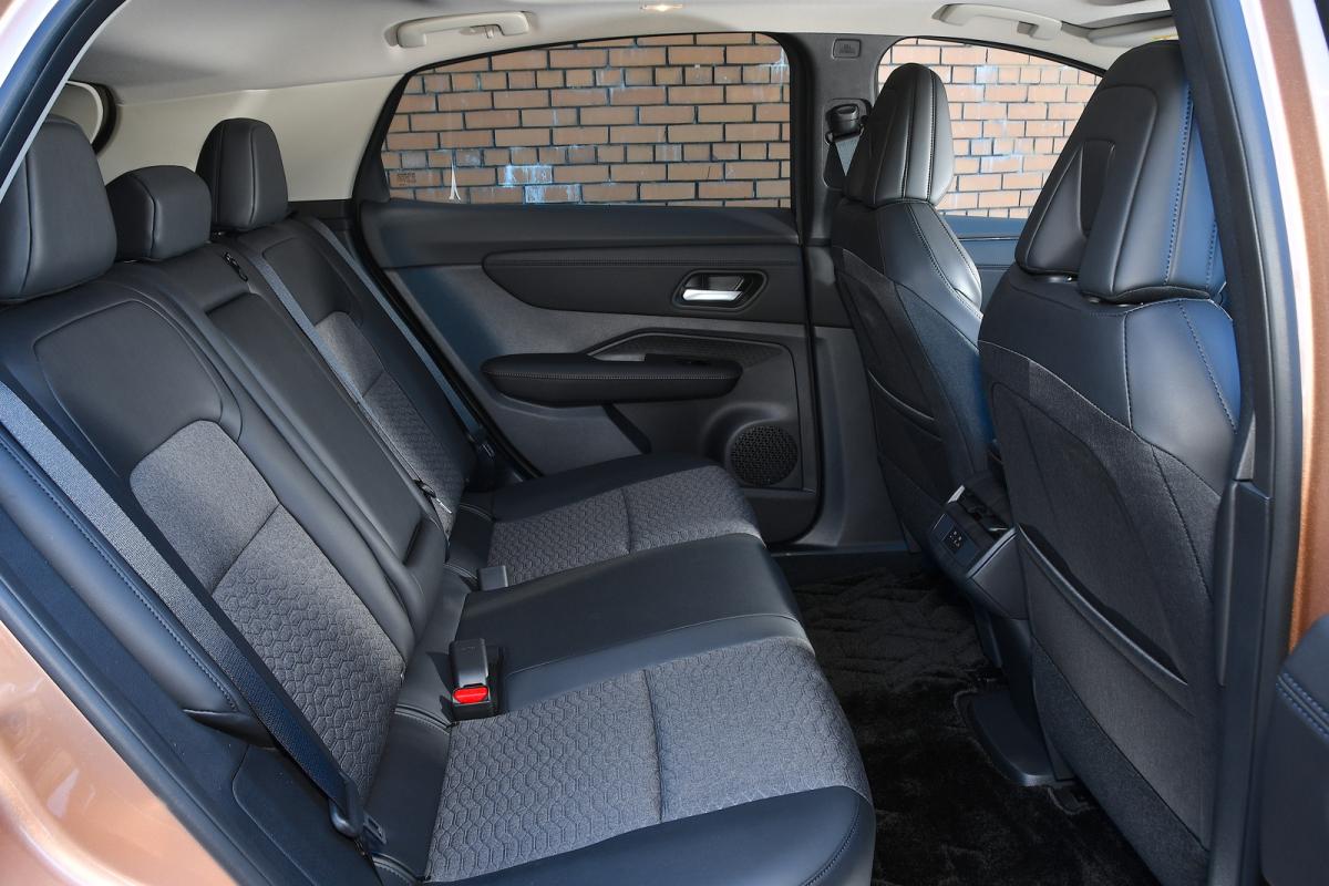 Used Nissan Ariya 2022-present back seats