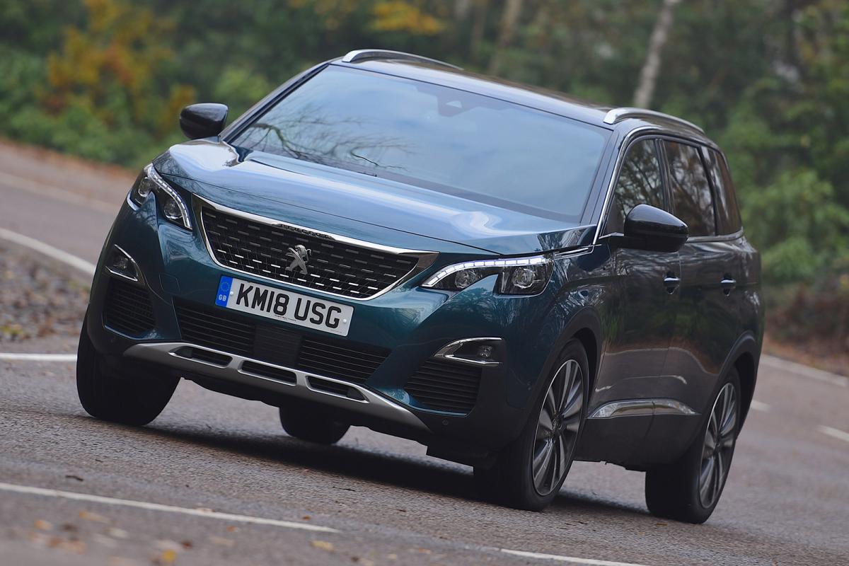 Used Peugeot 5008 2017-2024 front cornering blue