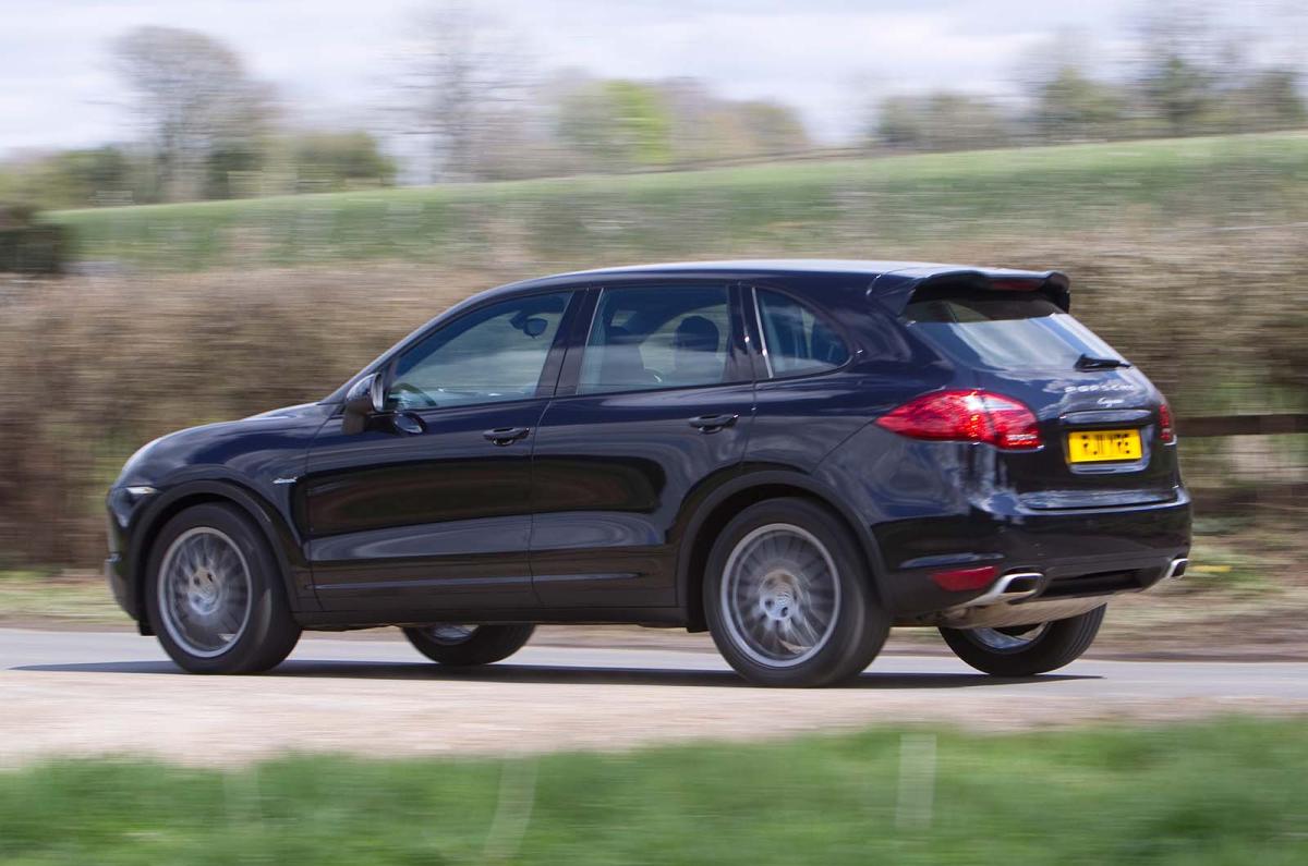 Used Porsche Cayenne 2010-2017 rear driving black