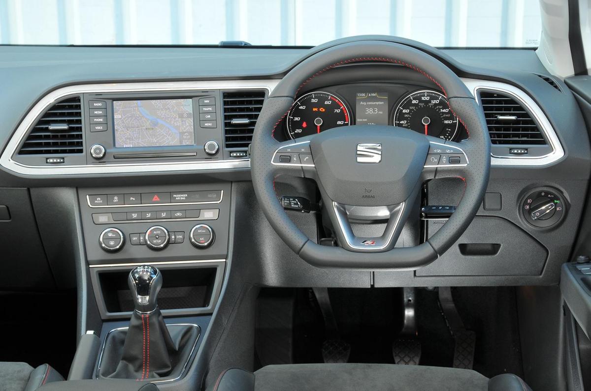 Used Seat Leon Estate 2013-2020 interior dashboard