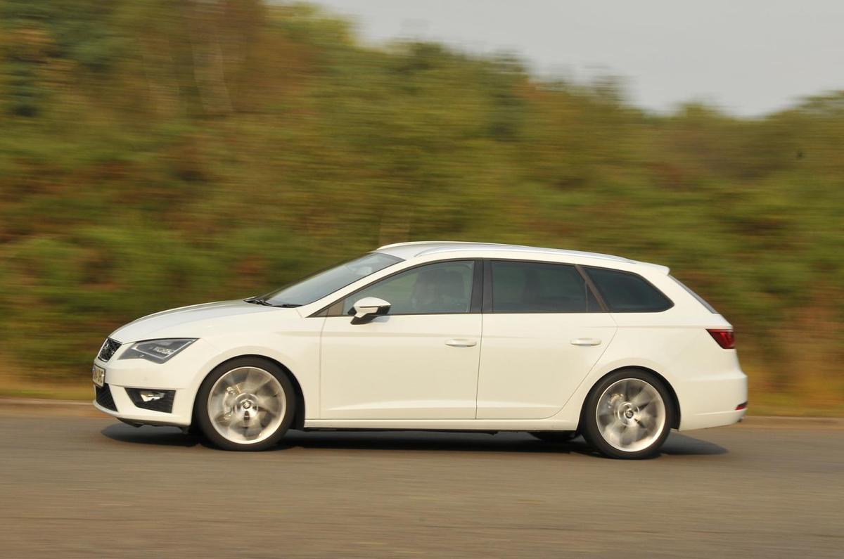 Used Seat Leon Estate 2013-2020 side driving