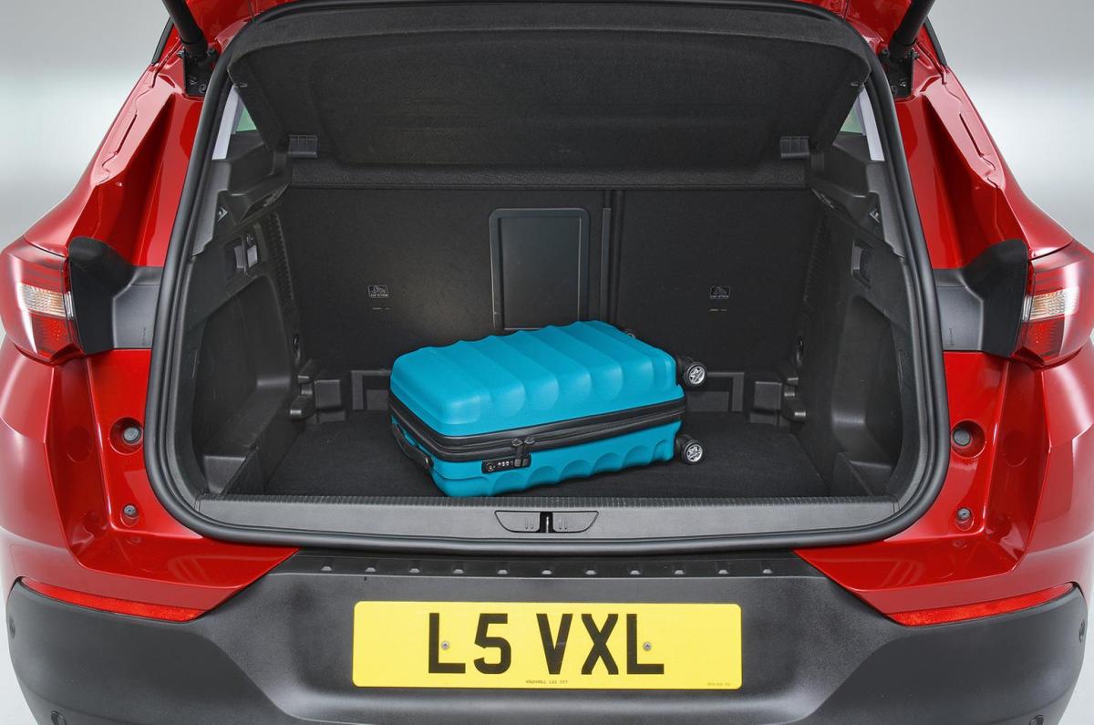 Used Vauxhall Grandland 2018-2024 boot