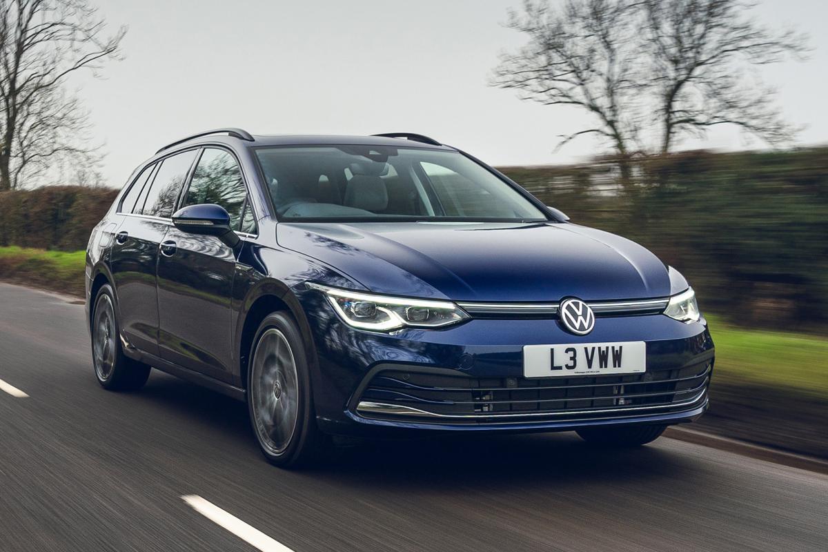 Used Volkswagen Golf Estate 2020-present front driving blue