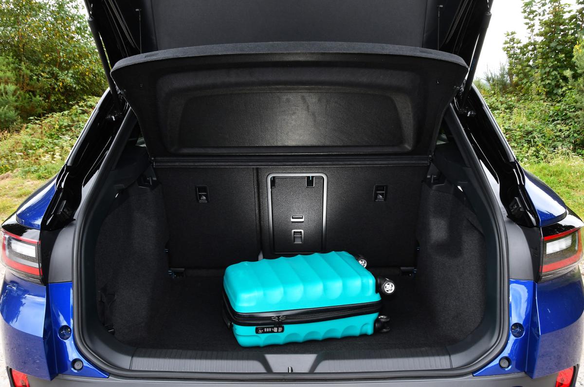Used Volkswagen ID 4 2021-present boot