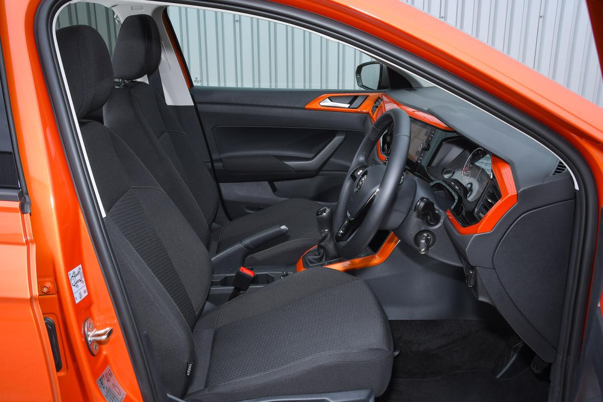 Used Volkswagen Polo 2018-present front seats