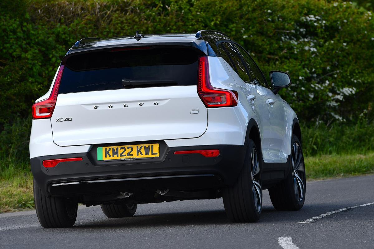 Used Volvo XC40 Recharge 2021-present rear right cornering white