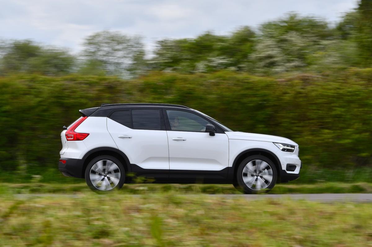 Used Volvo XC40 Recharge 2021-present side driving white