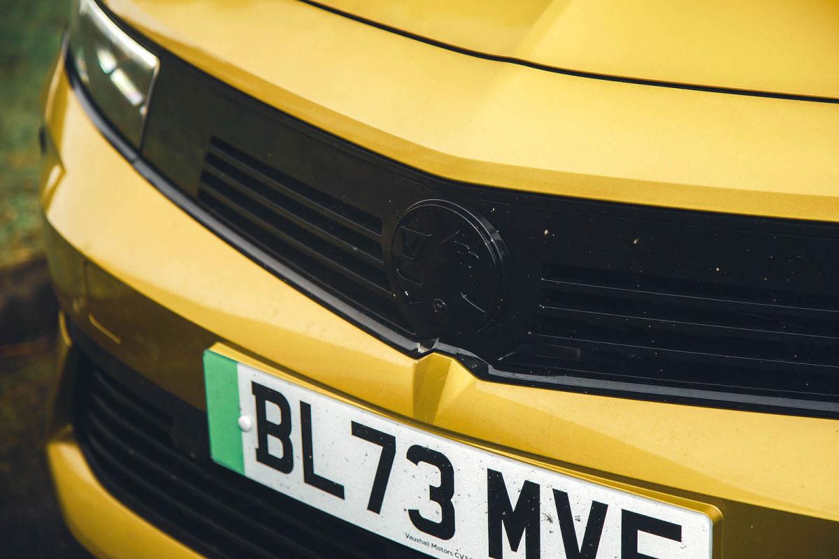 Vauxhall Astra Electric front detail