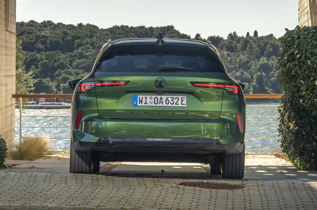 Vauxhall Astra Sports Tourer static rear