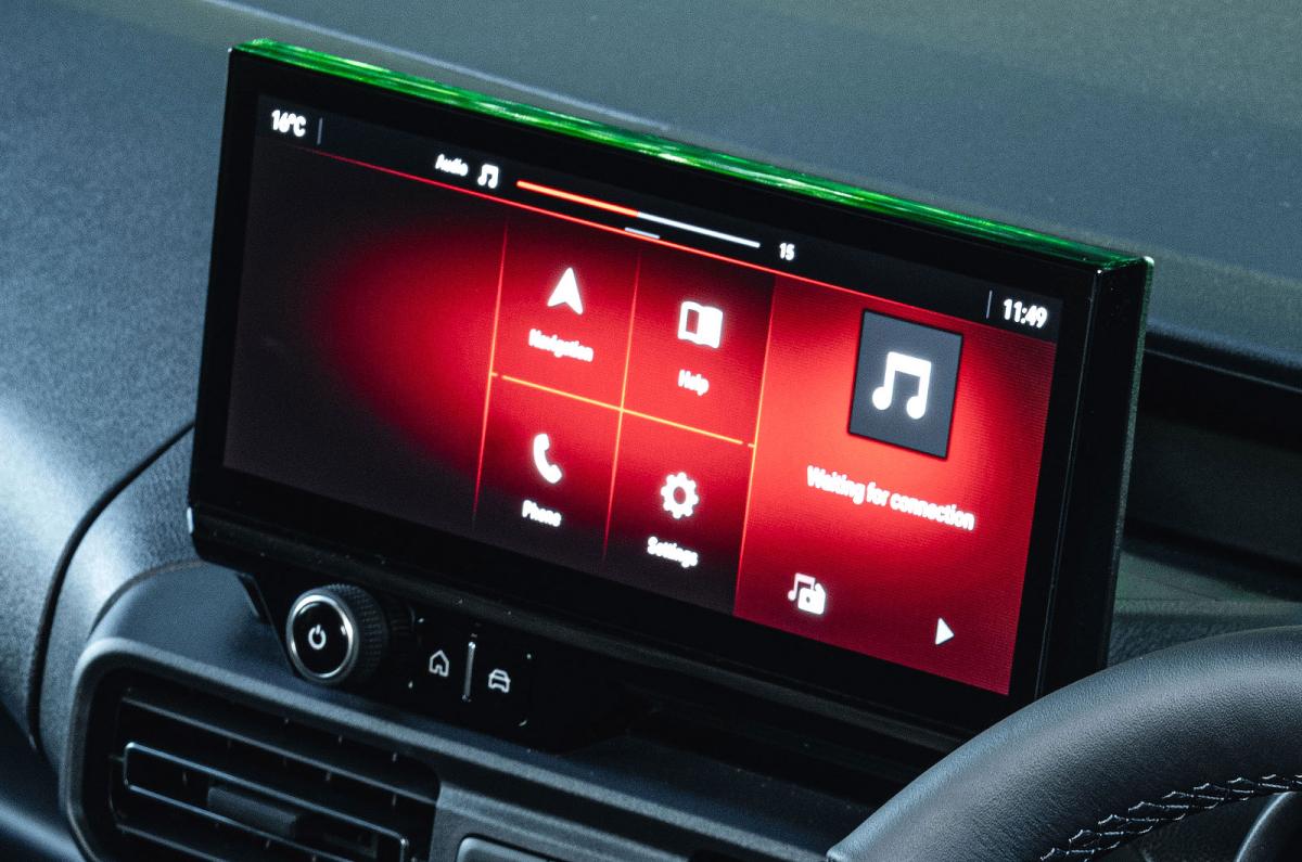 Vauxhall Combo Electric infotainment touchscreen
