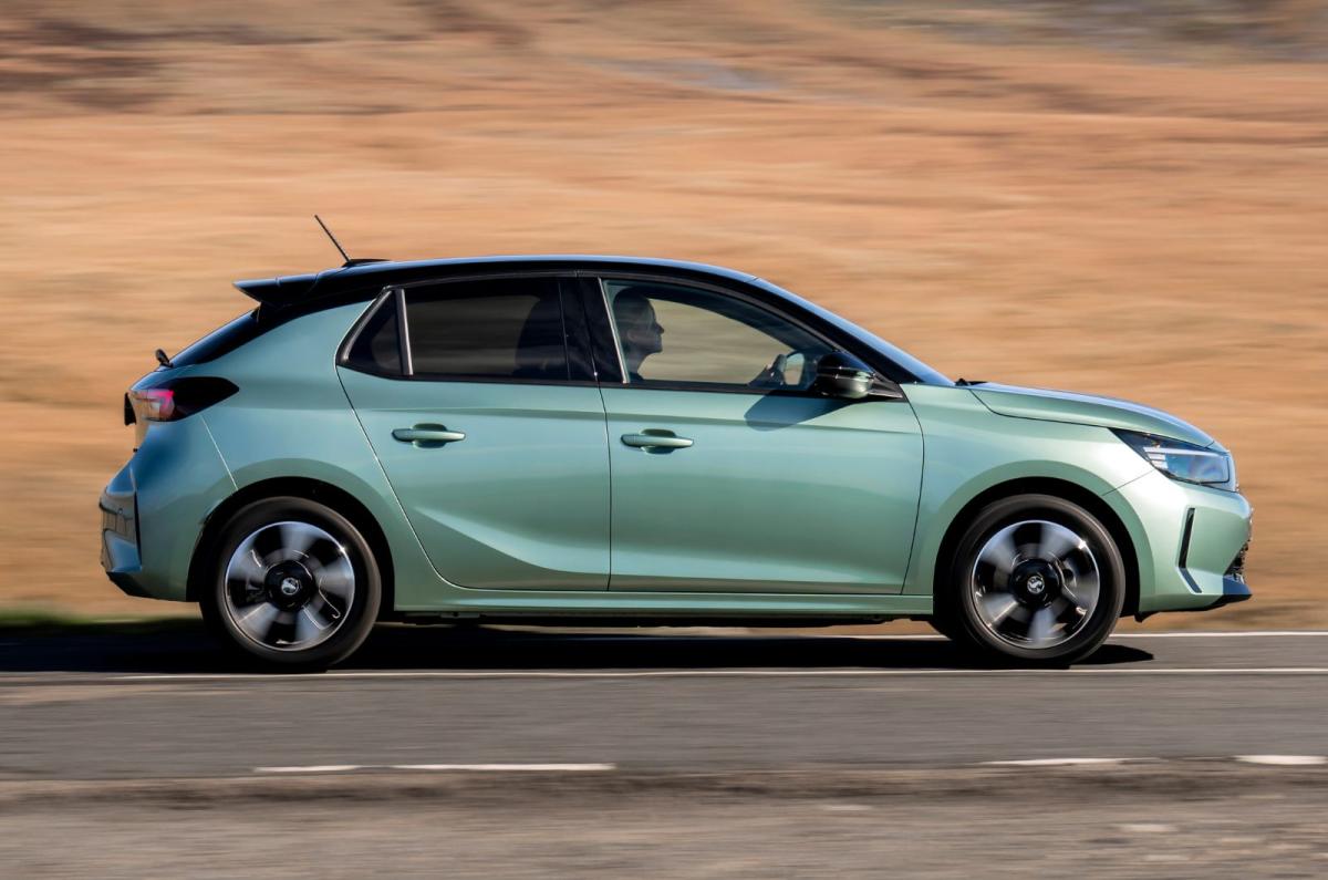 Vauxhall Corsa Electric side dynamic