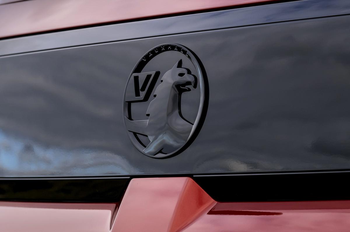 Vauxhall Frontera Electric badge