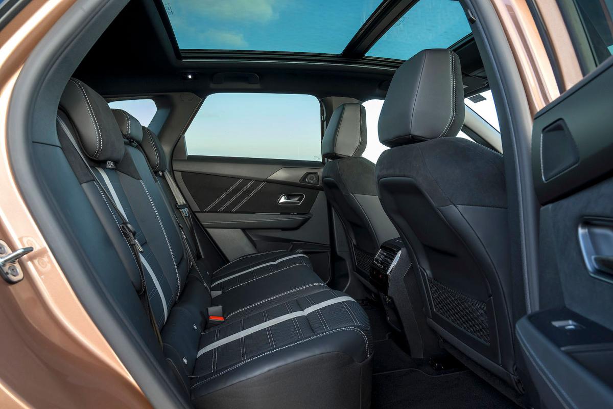  Vauxhall Grandland Electric back seats