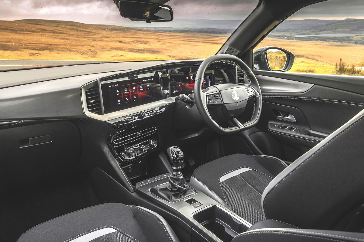 Vauxhall Mokka dashboard