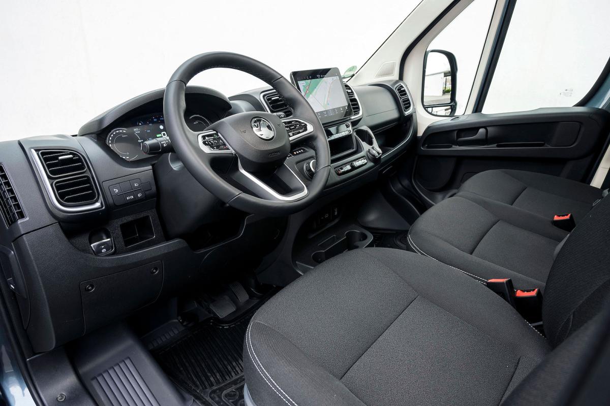 Vauxhall Movano dashboard