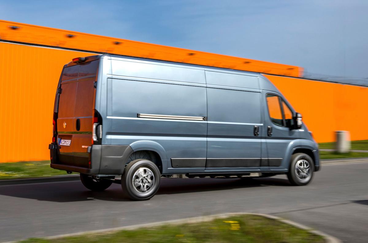 Vauxhall Movano Electric rear right driving
