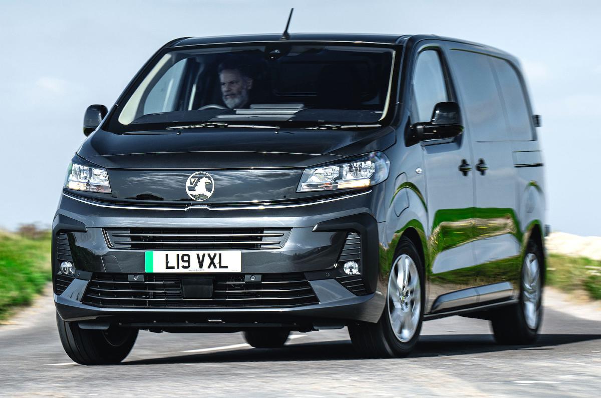 Vauxhall Vivaro Electric front cornering