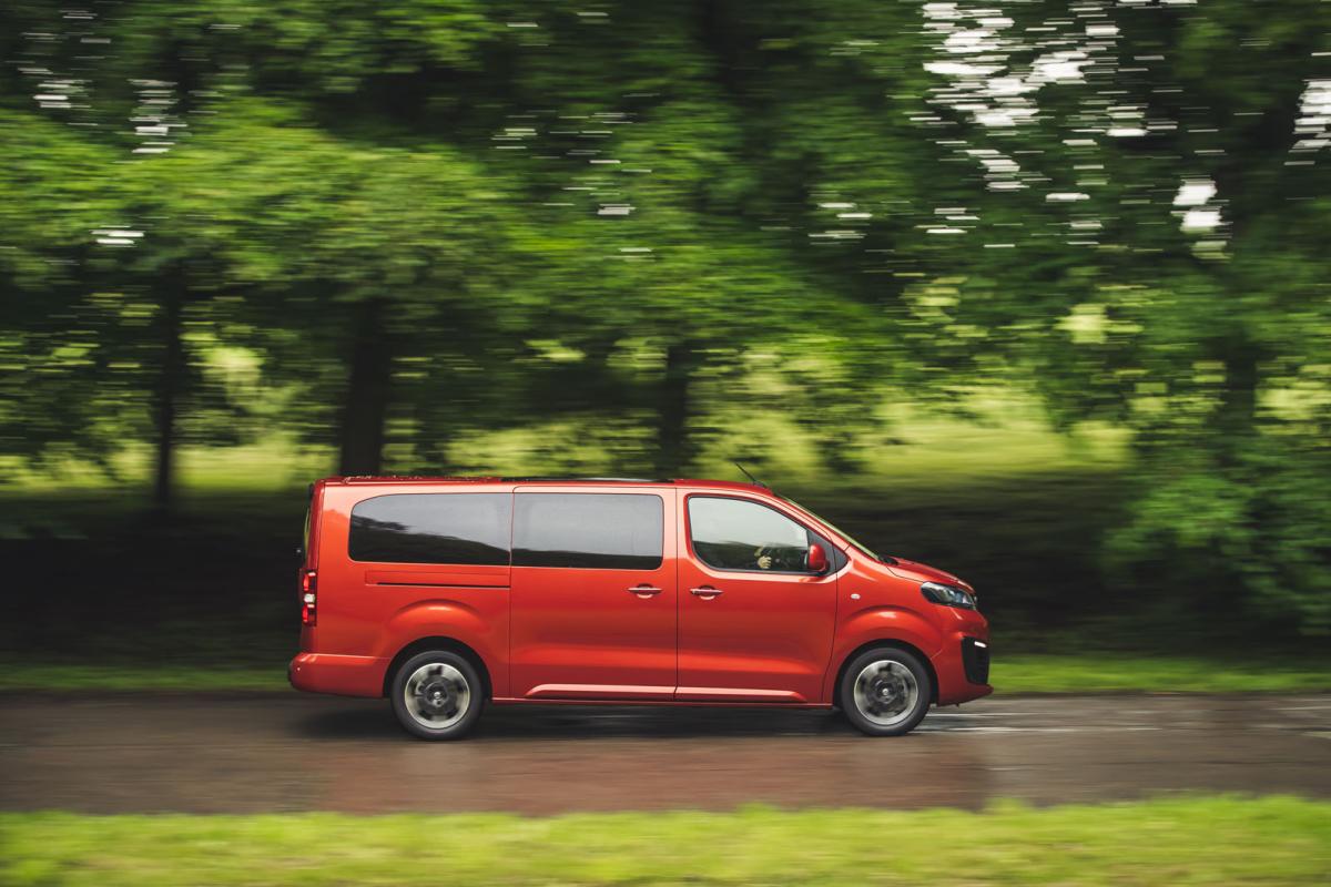 Vauxhall Vivaro Life 2019 wide right panning shot