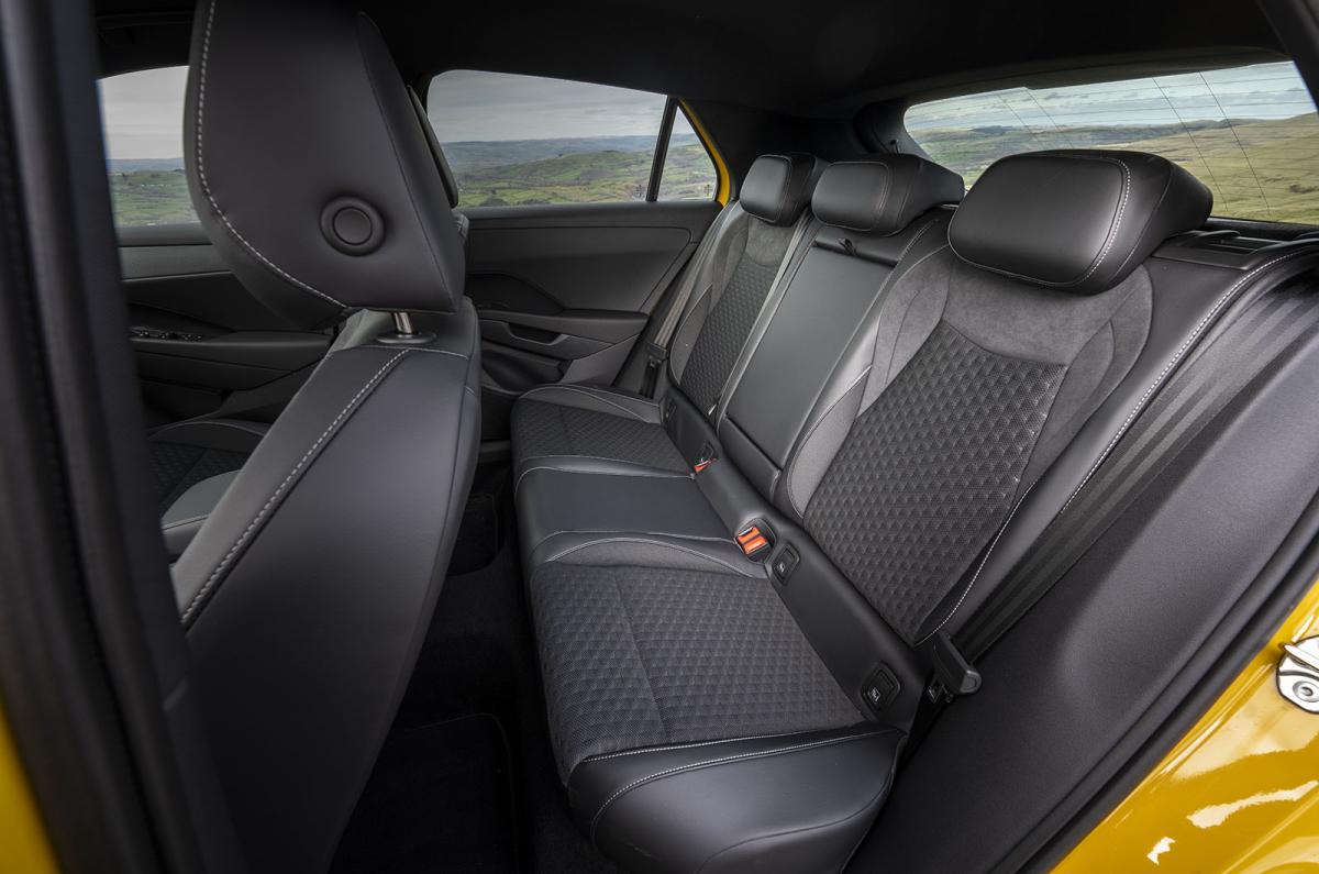 Volkswagen T-Roc rear seats