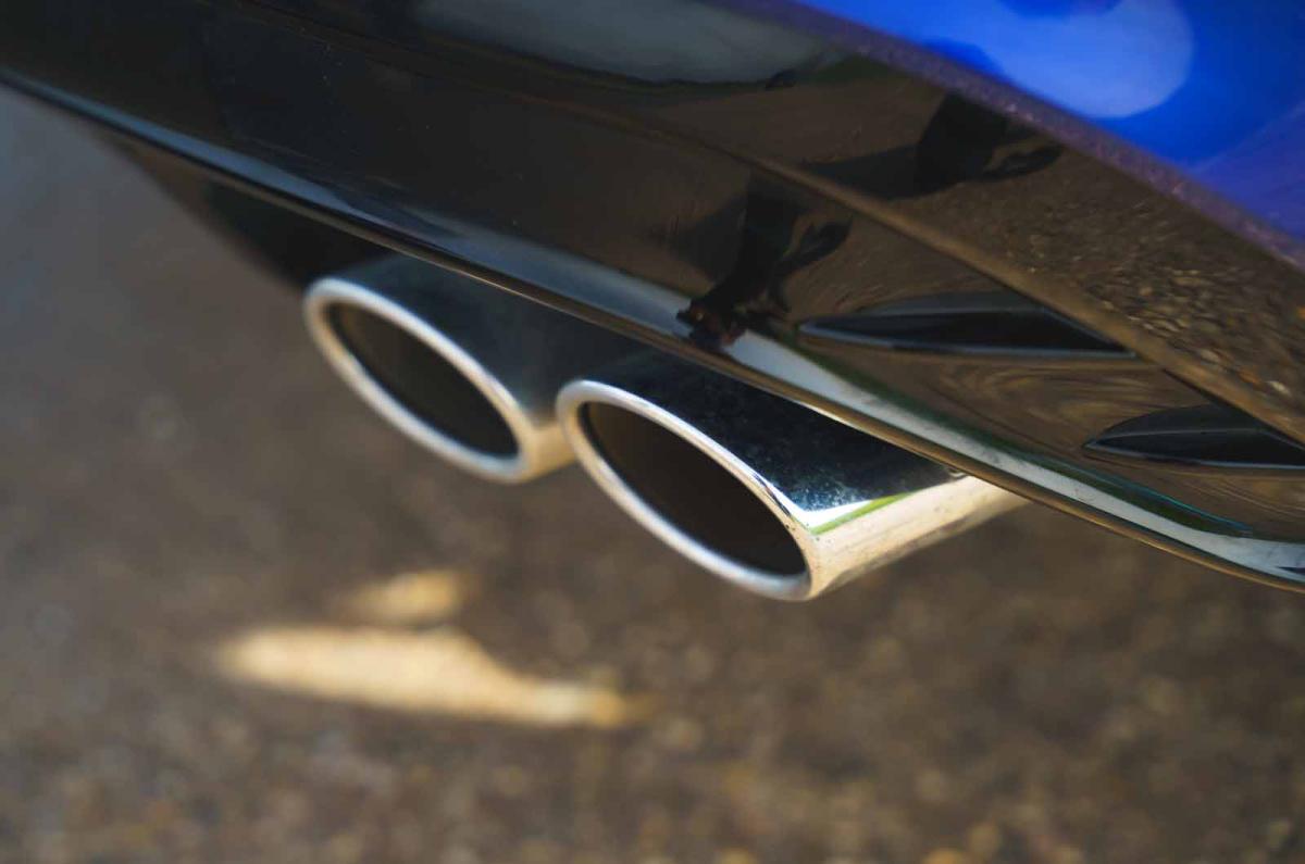 Volkswagen Tiguan R 2021 exhausts
