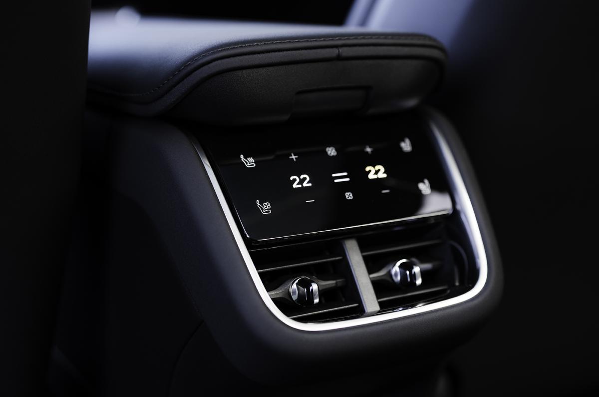 Volvo ES90 climate control detail