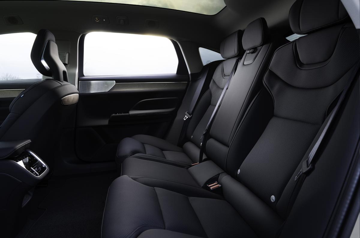 Volvo ES90 rear seats