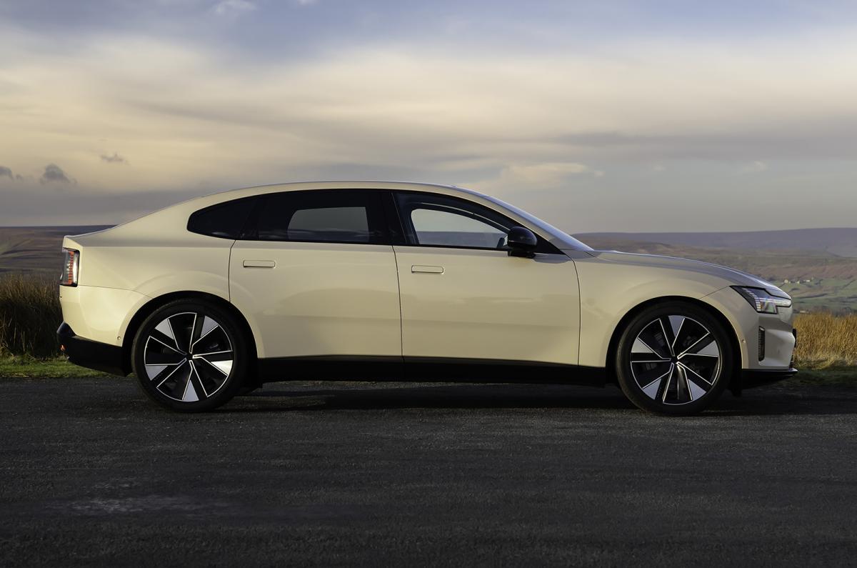 Volvo ES90 static side
