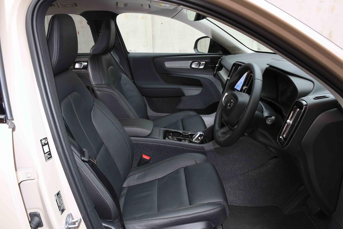 Volvo XC40 interior