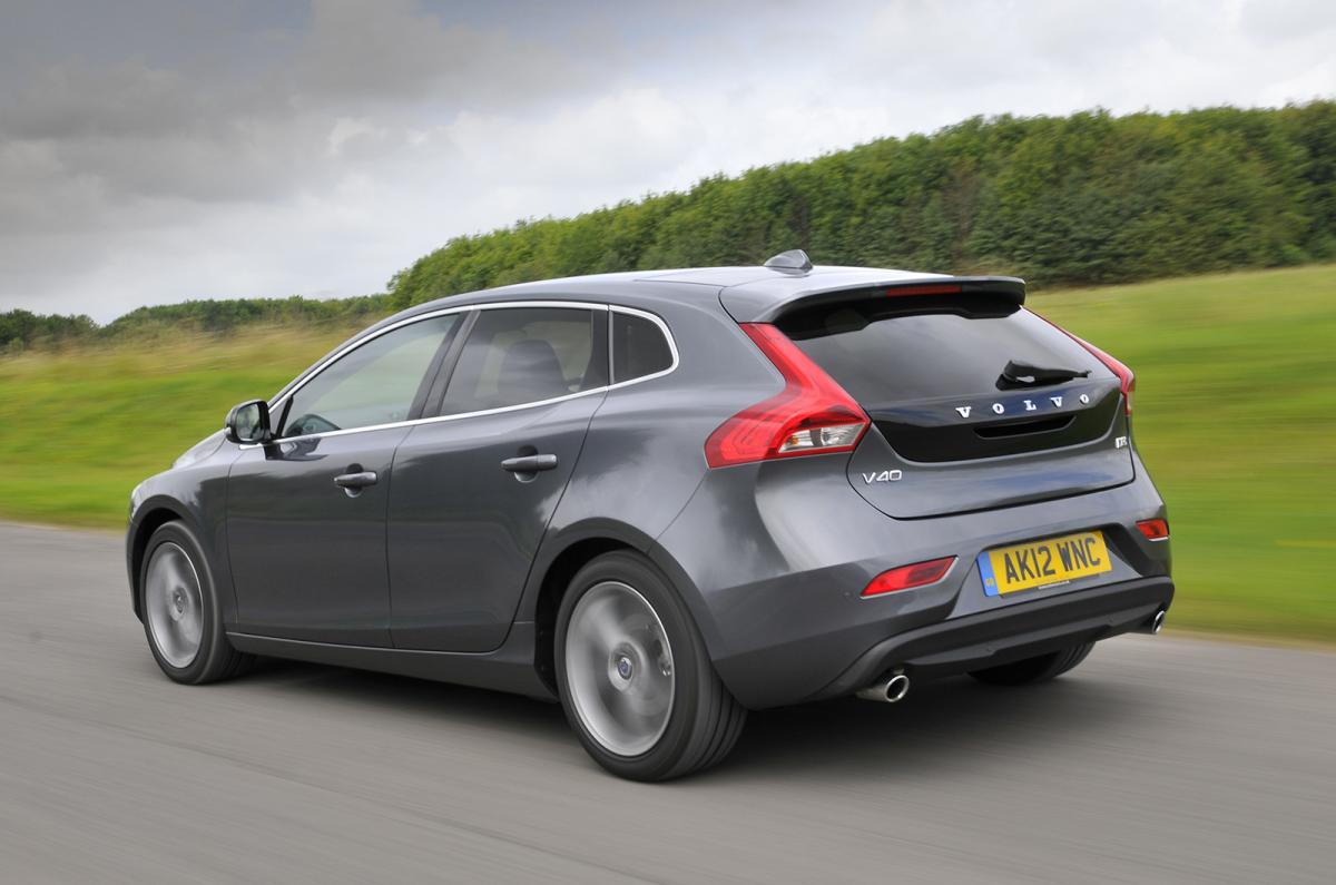 Used Volvo V40 2012-2019 rear corner