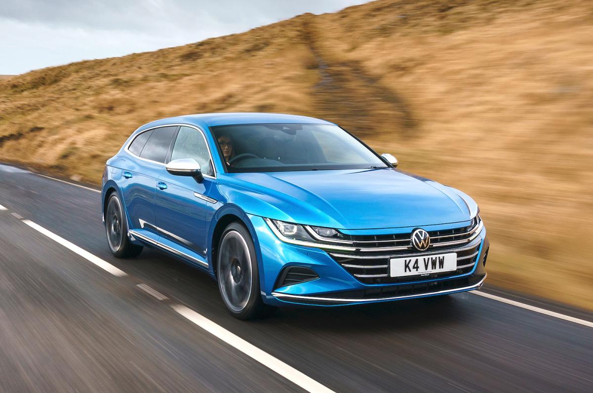 Blue VW Arteon Shooting Brake front right driving