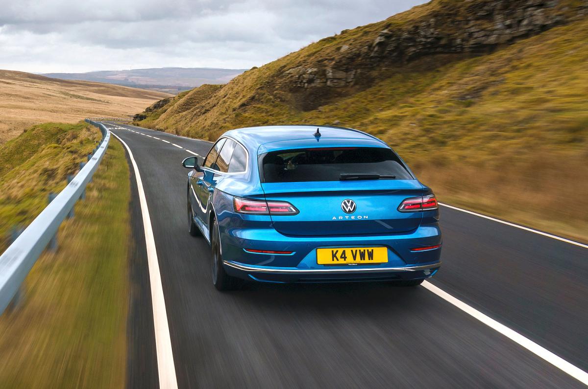 Blue VW Arteon Shooting Brake front right static