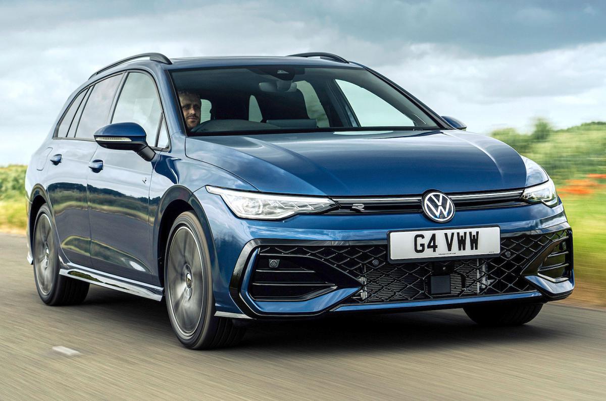 VW Golf Estate front right driving