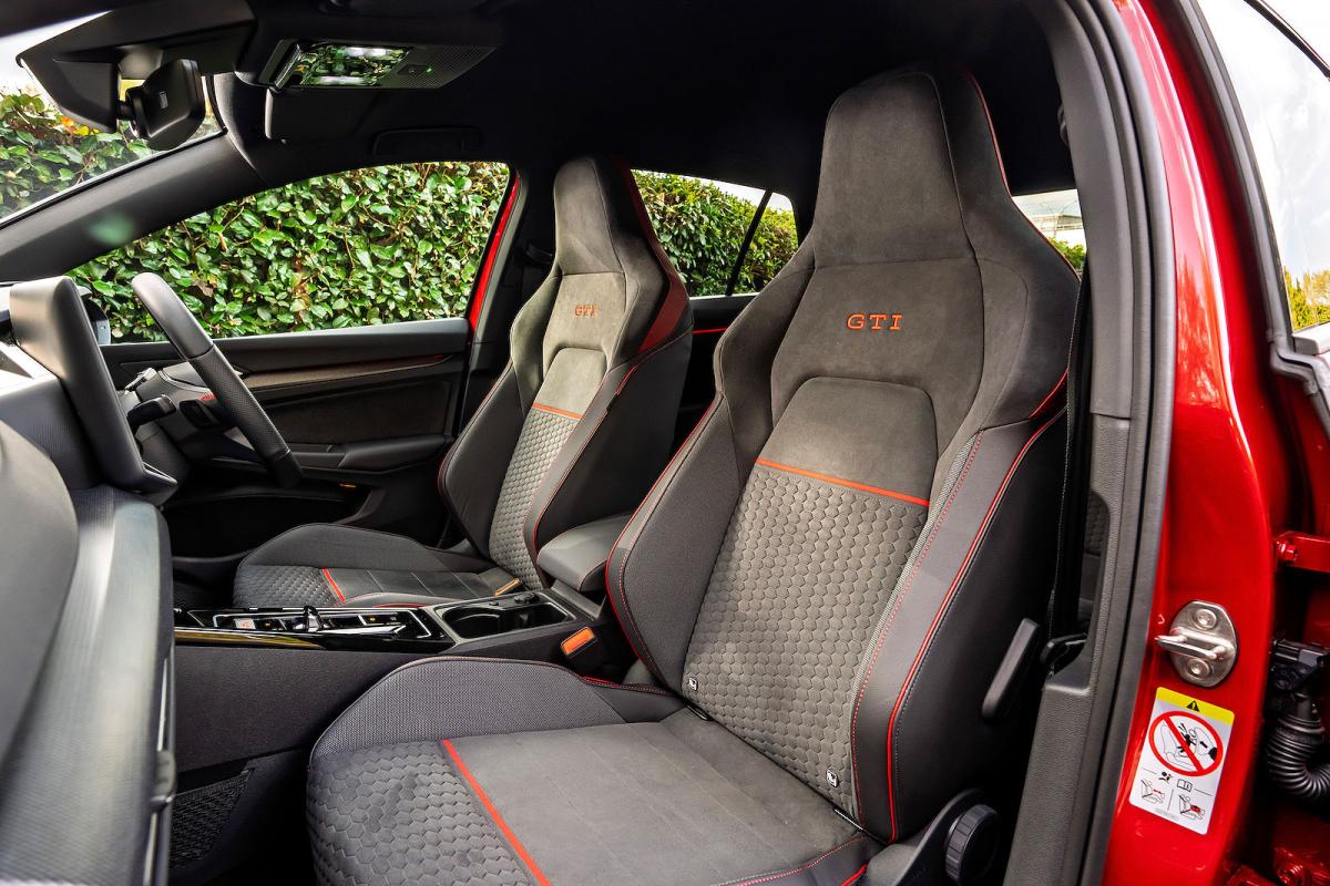 VW Golf GTI front seats