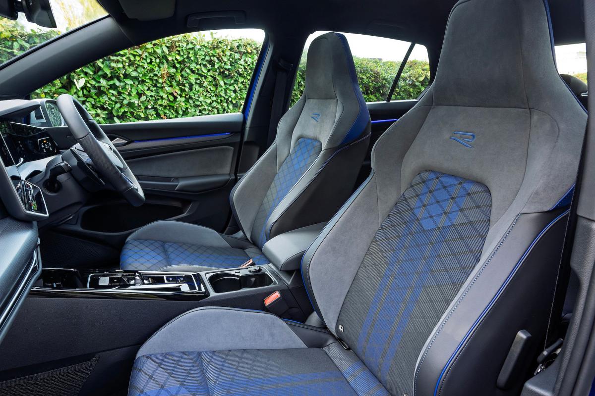 VW Golf R front seats