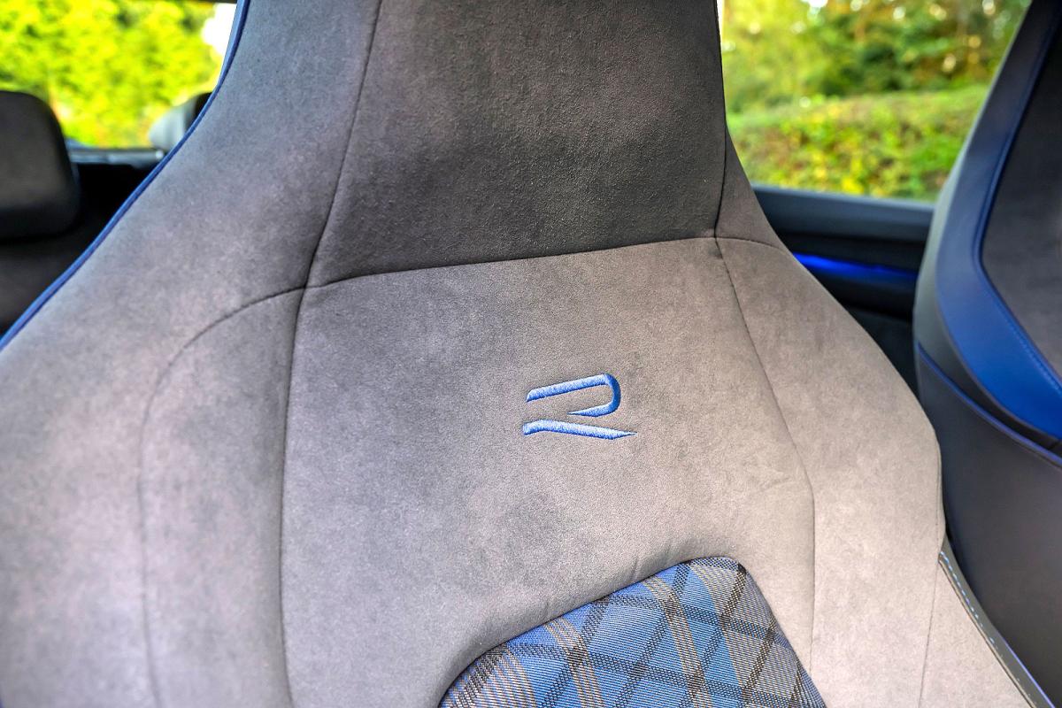VW Golf R seat detail