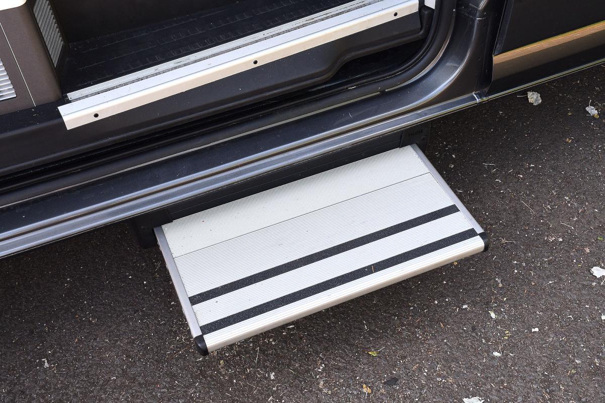 VW Grand California step