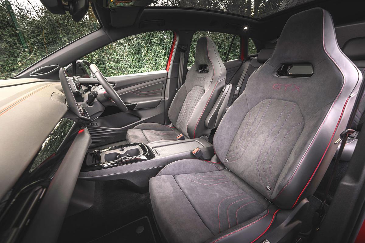 VW ID 4 front seats