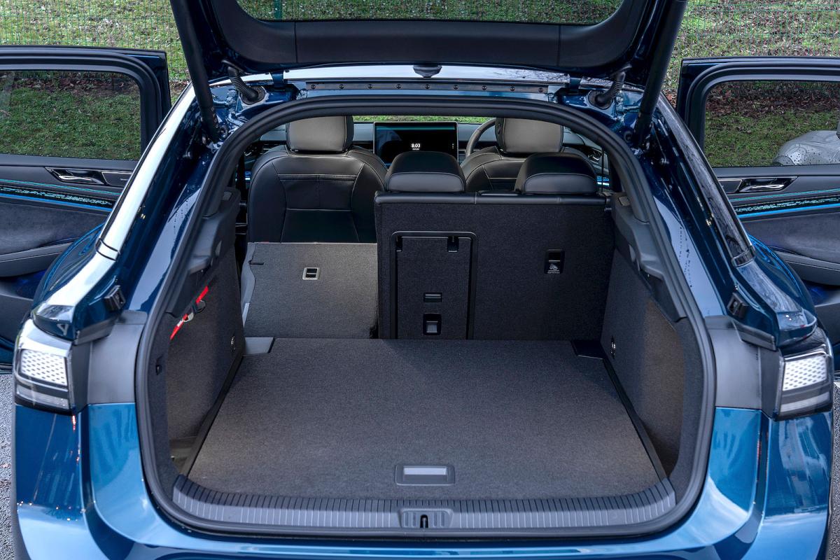 VW ID 7 boot